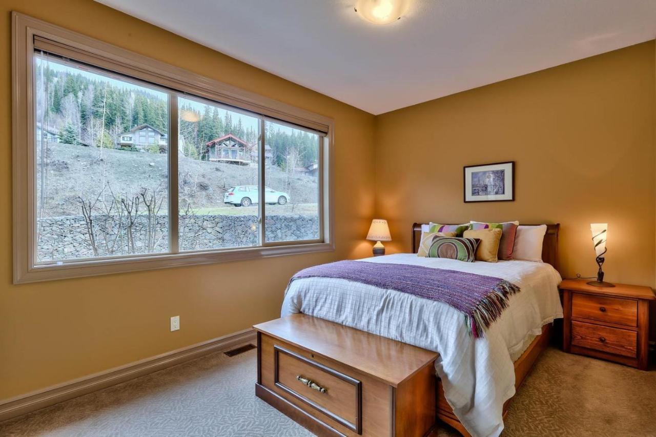 Soleil Chalet By Bear Country Sun Peaks Exterior photo
