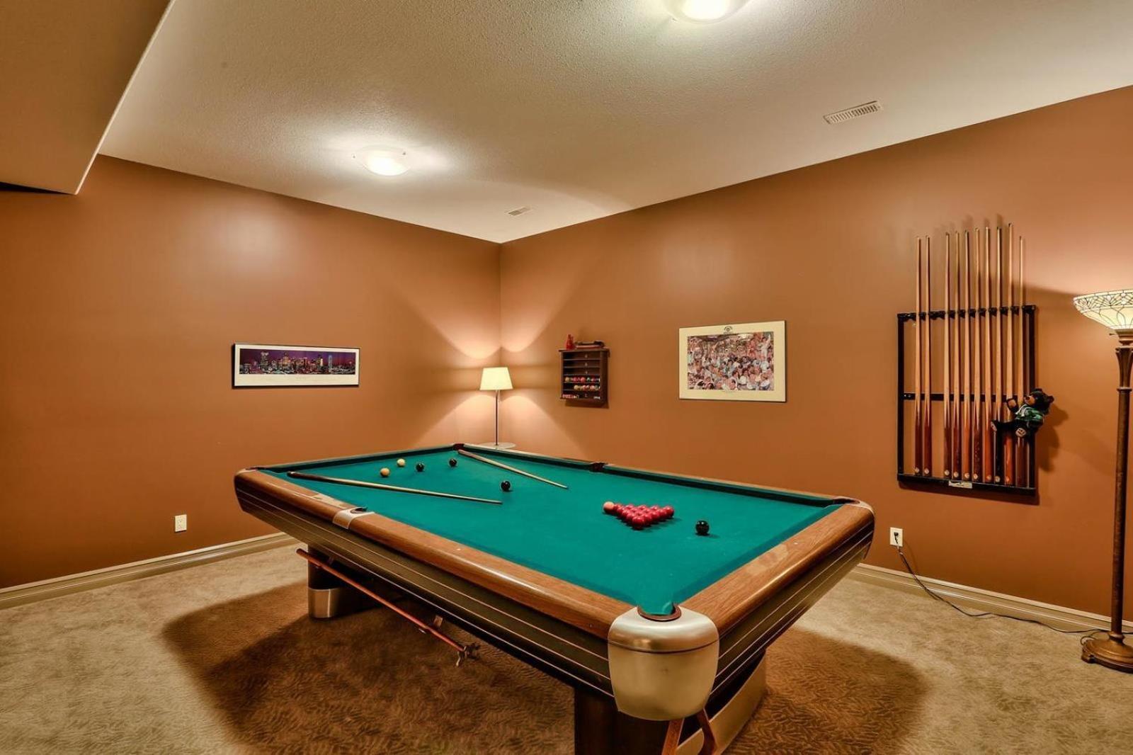 Soleil Chalet By Bear Country Sun Peaks Room photo