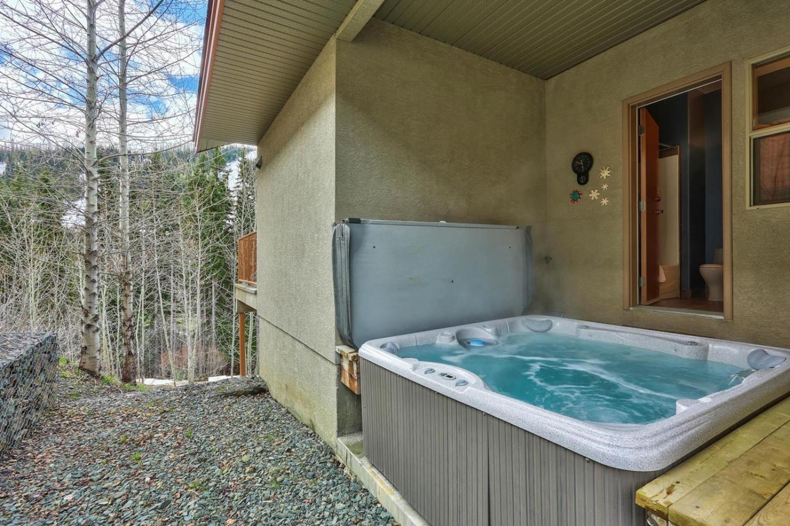 Soleil Chalet By Bear Country Sun Peaks Room photo